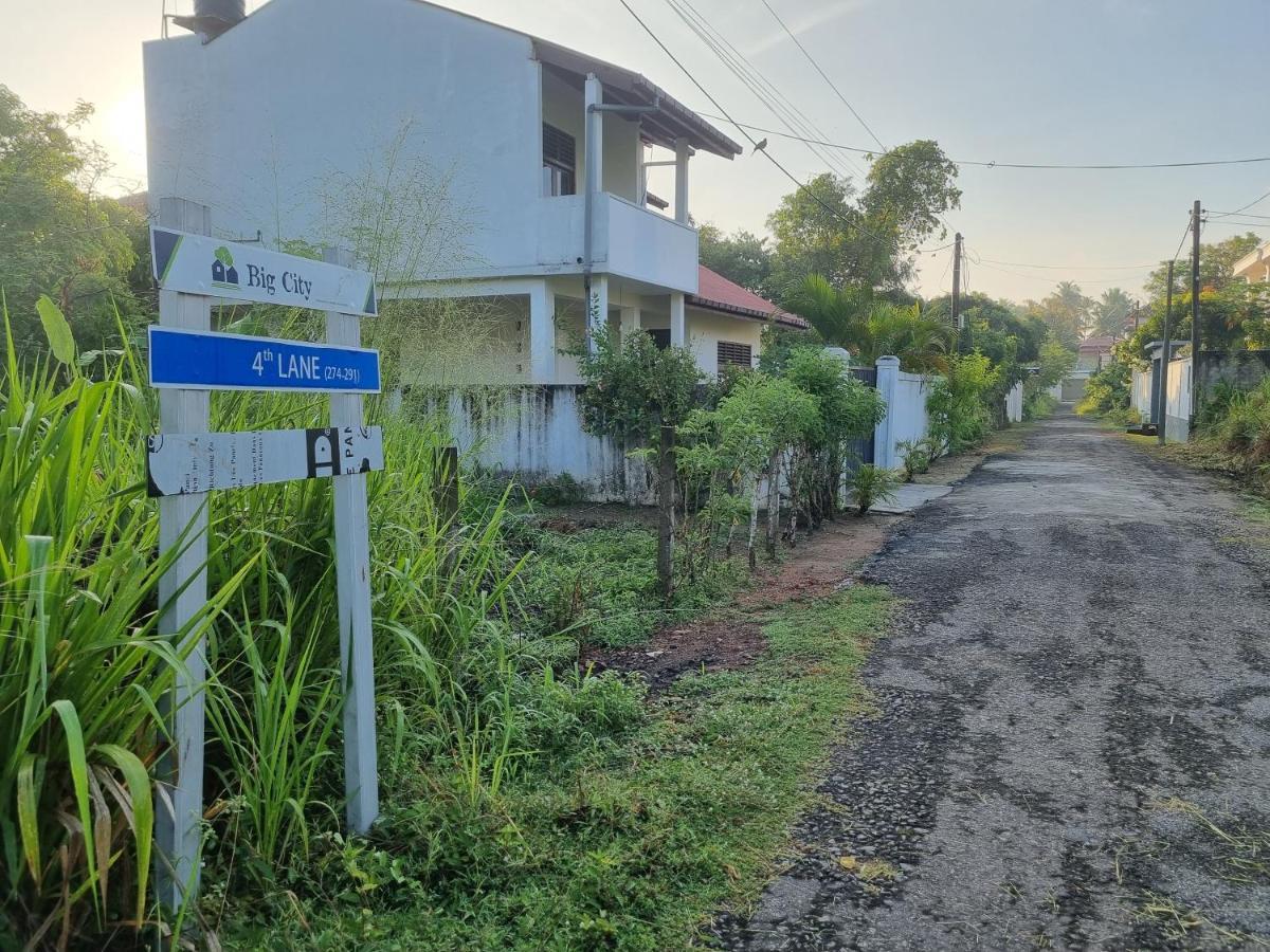 Vidushi Home Minuwangoda Exterior foto